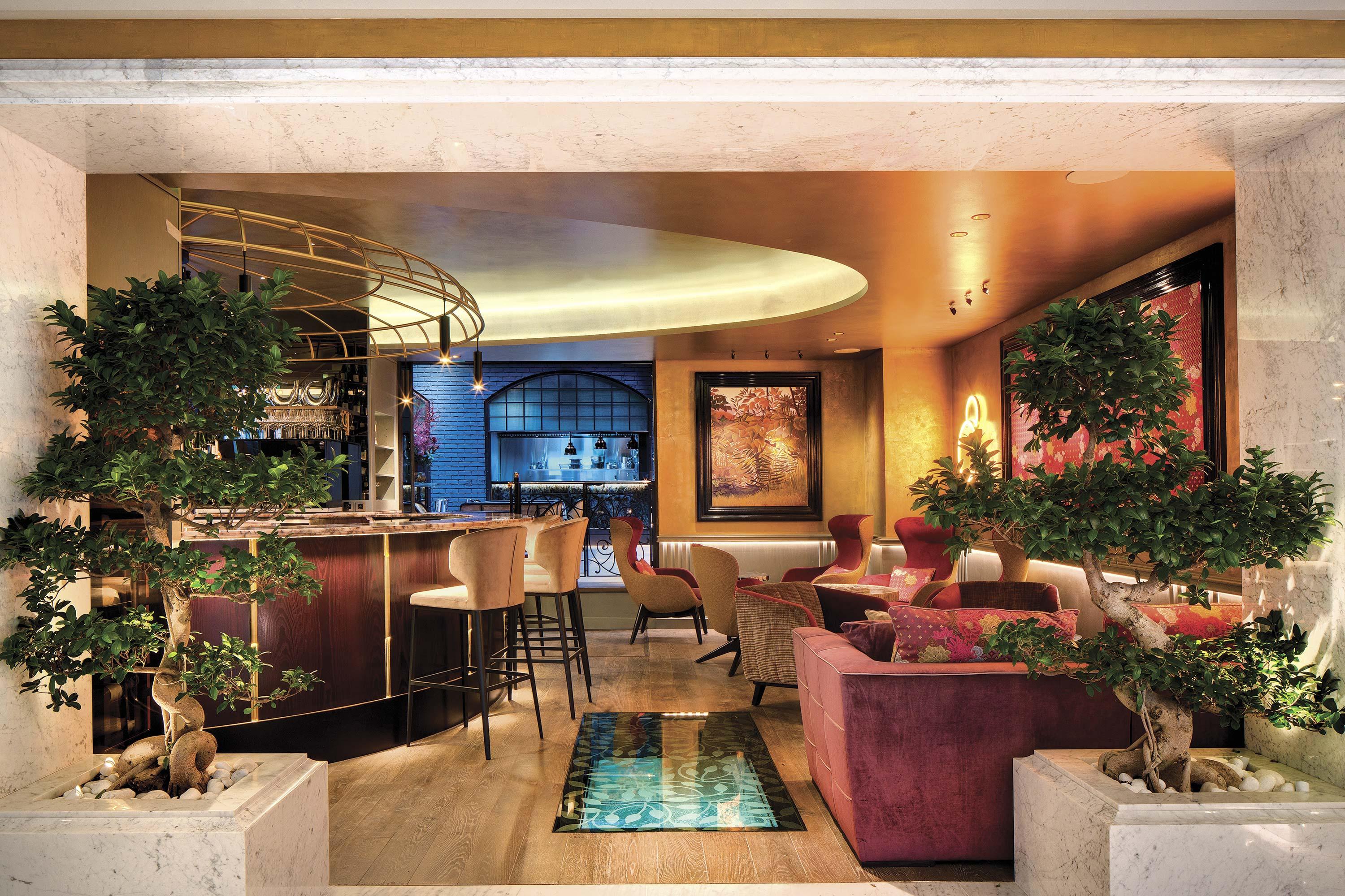 La Demeure Montaigne Hotel Paris Exterior photo The interior of the lounge