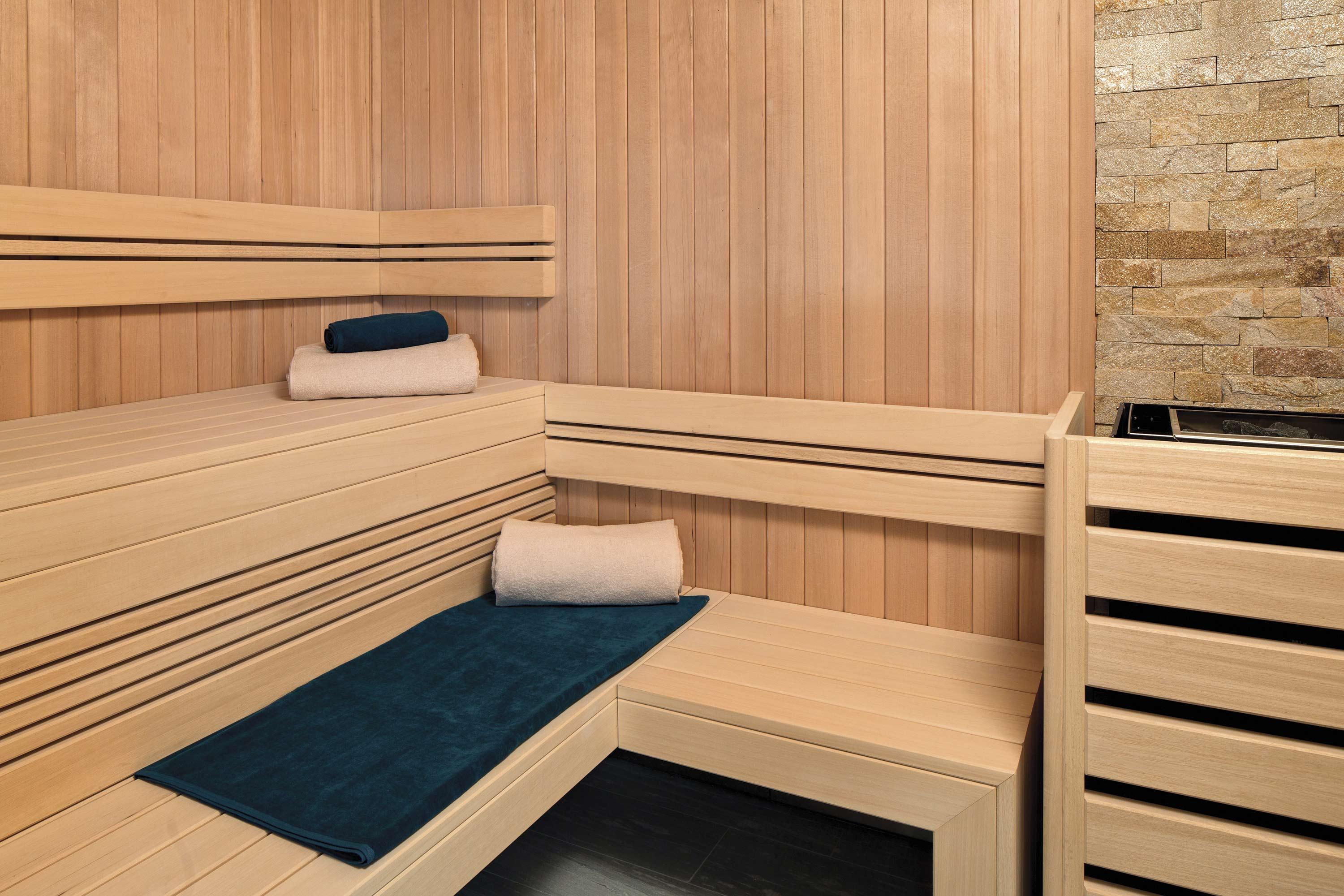 La Demeure Montaigne Hotel Paris Exterior photo A modern Finnish sauna